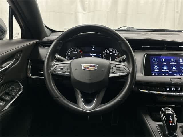 Thumbnail: 2021 Cadillac XT4 - 15