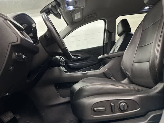 Thumbnail: 2020 GMC Terrain - 25