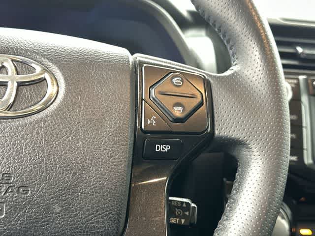 Thumbnail: 2018 Toyota 4Runner - 18