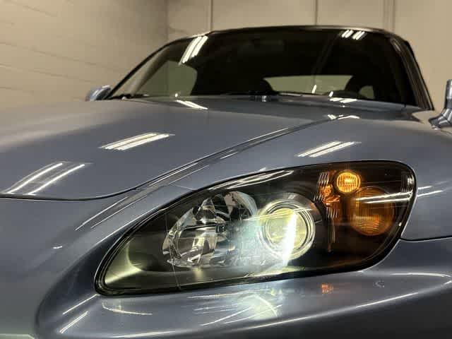 Thumbnail: 2005 Honda S2000 - 28