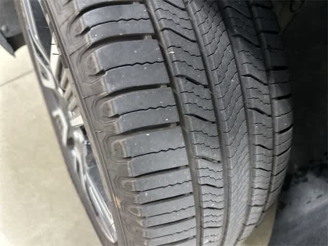 Thumbnail: 2019 GMC Acadia - 30