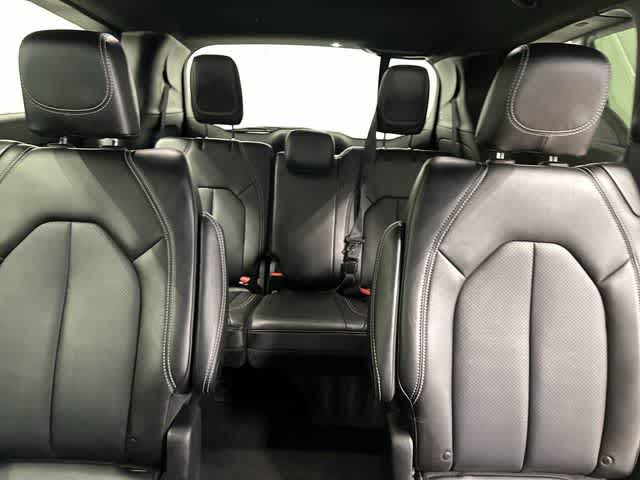 Thumbnail: 2025 Chrysler Pacifica - 14