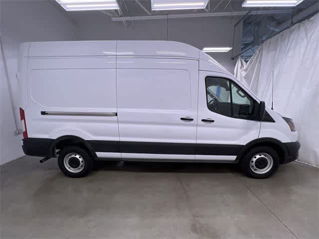 2023 Ford Transit Series 250 9