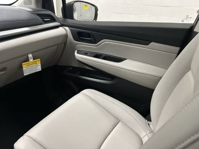 2026 Honda Odyssey EX-L - Photo 13