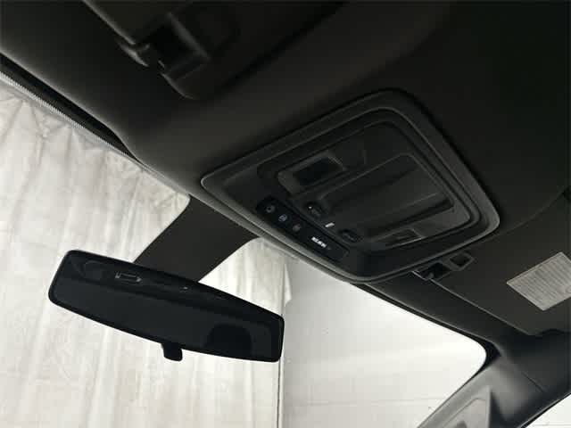 Thumbnail: 2021 Chevrolet Silverado 3500 - 20