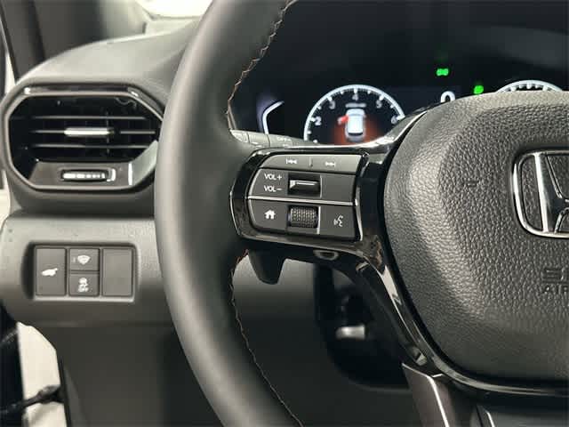 Thumbnail: 2025 Honda Pilot - 17
