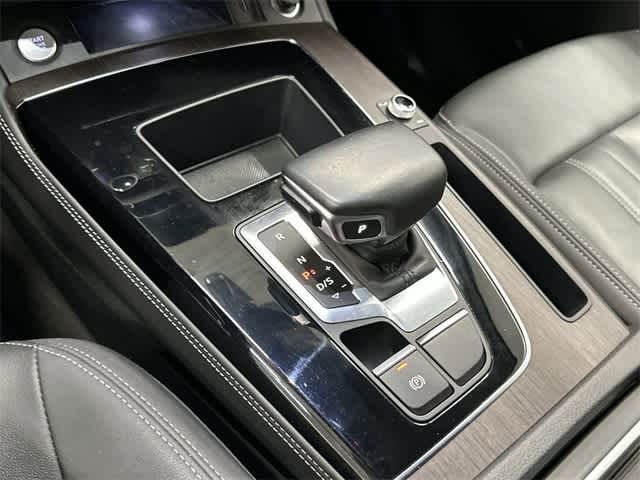 Thumbnail: 2021 Audi Q5 - 24