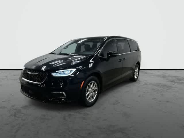 Thumbnail: 2025 Chrysler Pacifica - 7