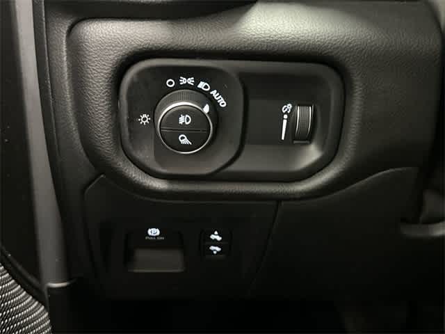 Thumbnail: 2024 RAM 1500 - 19