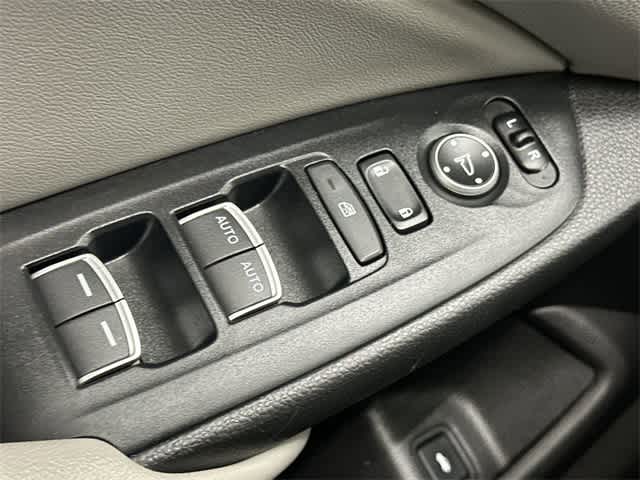 Thumbnail: 2019 Honda Accord - 20