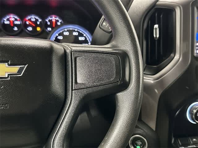 Thumbnail: 2023 Chevrolet Silverado 1500 - 17