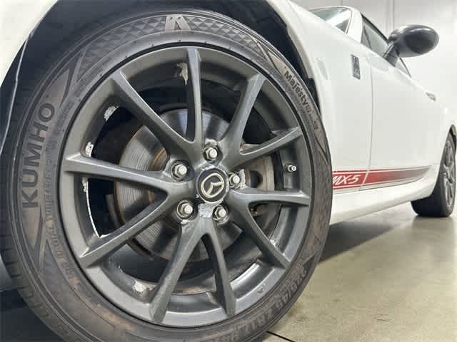 Thumbnail: 2014 Mazda MX-5 Miata - 25