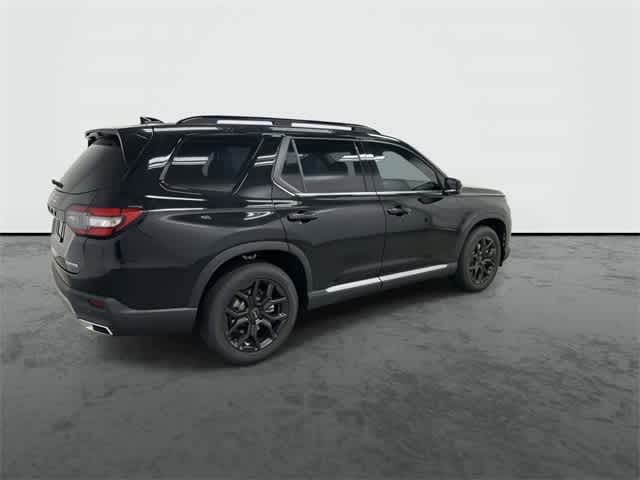 Thumbnail: 2025 Honda Pilot - 9