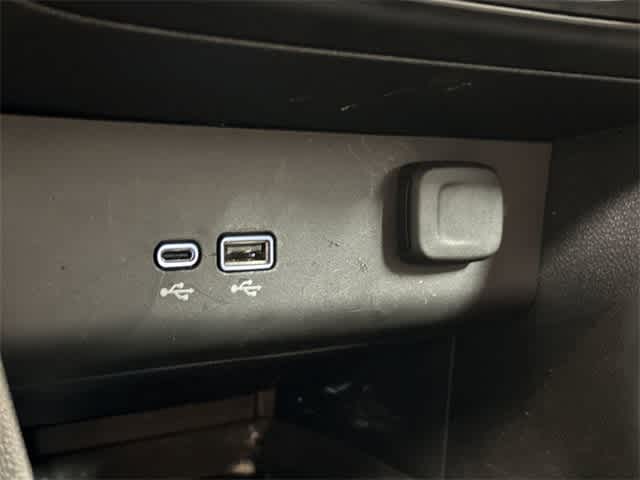 Thumbnail: 2025 Buick Encore GX - 27