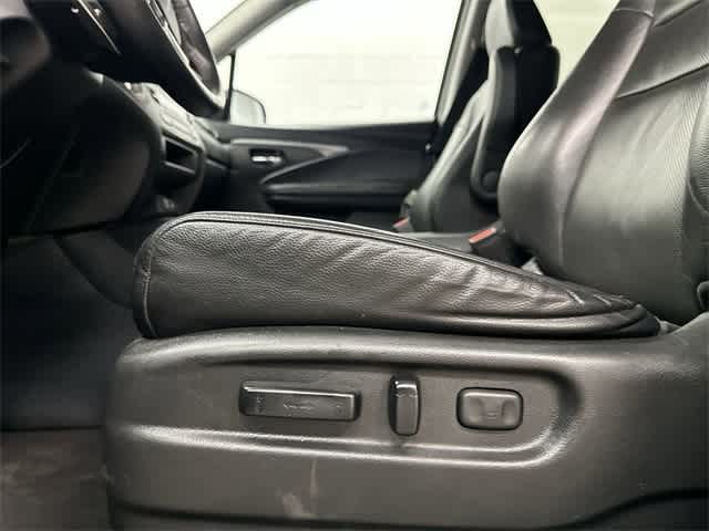 Thumbnail: 2023 Honda Ridgeline - 26