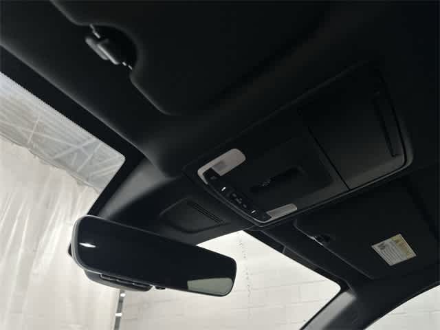 Thumbnail: 2025 Honda CR-V - 21