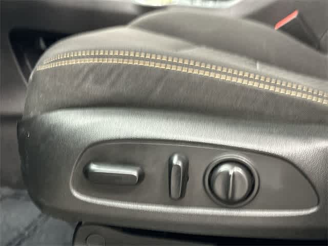 Thumbnail: 2020 GMC Terrain - 26