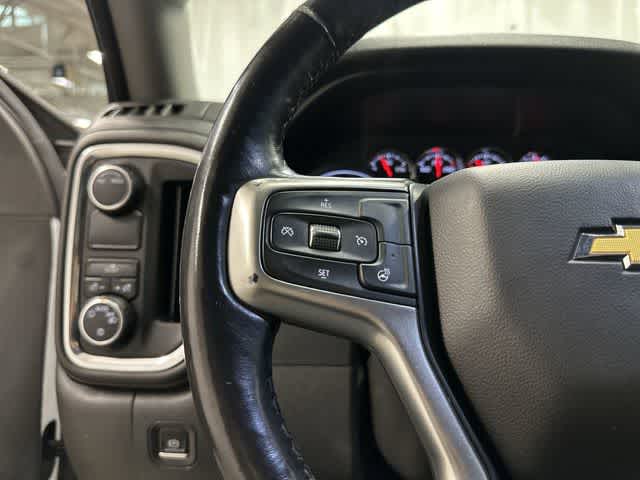 Thumbnail: 2021 Chevrolet Silverado 1500 - 17