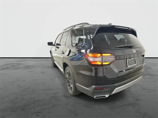 Thumbnail: 2025 Honda Pilot - 2