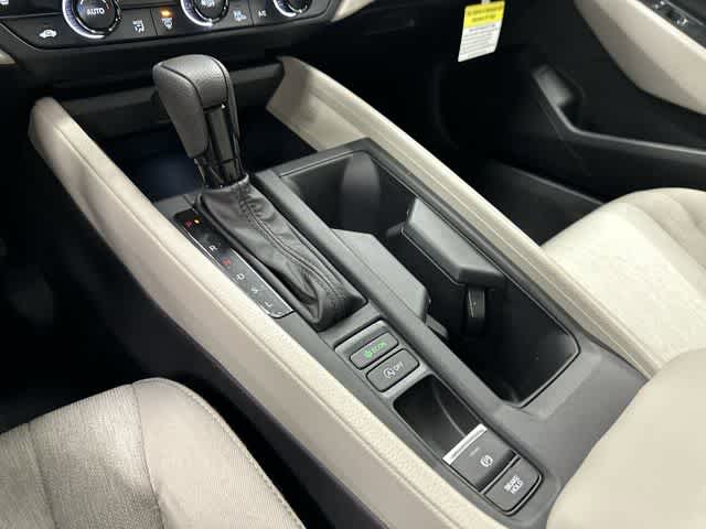 2025 Honda Accord SE - Photo 23