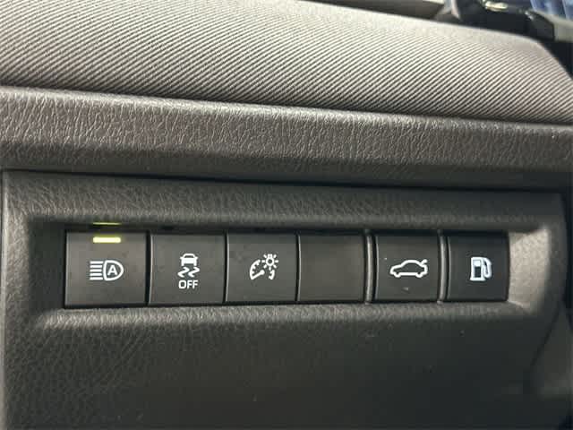 Thumbnail: 2025 Toyota Camry - 19