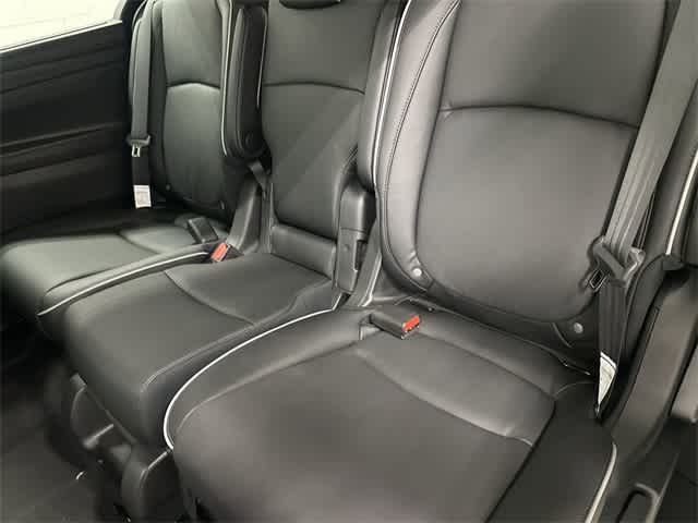 Thumbnail: 2026 Honda Odyssey - 11