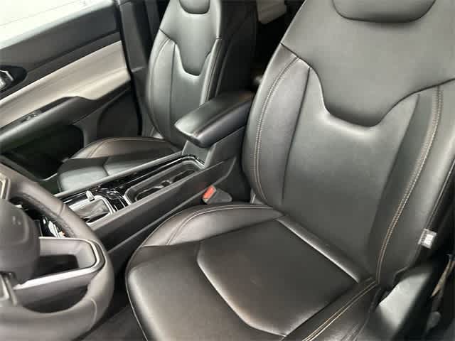 Thumbnail: 2024 Jeep Compass - 10