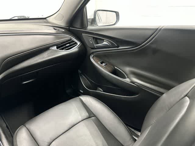 Thumbnail: 2024 Chevrolet Malibu - 13