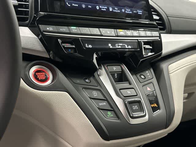 Thumbnail: 2026 Honda Odyssey - 24