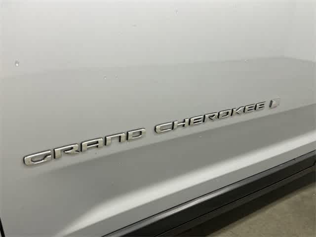 Thumbnail: 2023 Jeep Grand Cherokee L - 26