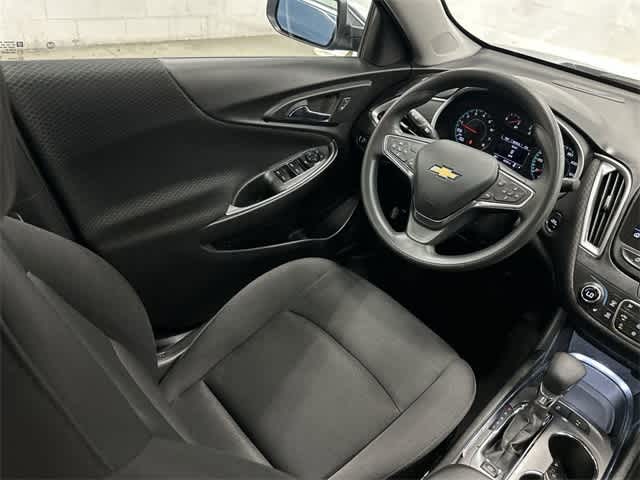 Thumbnail: 2024 Chevrolet Malibu - 12