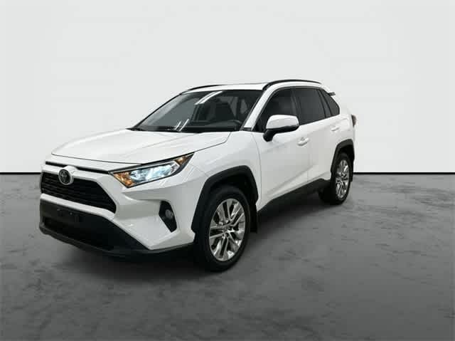 Thumbnail: 2020 Toyota RAV4 - 7