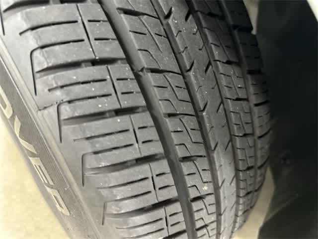 Thumbnail: 2018 Ford Edge - 29