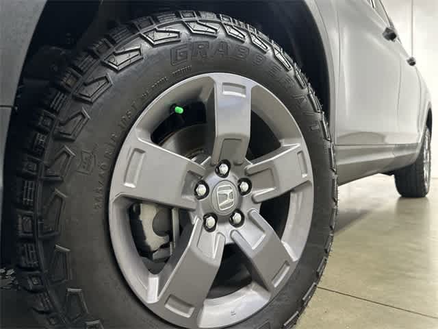 Thumbnail: 2025 Honda Ridgeline - 29