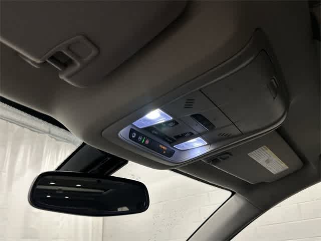 Thumbnail: 2019 GMC Acadia - 21