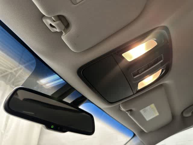 Thumbnail: 2017 Kia Sorento - 21