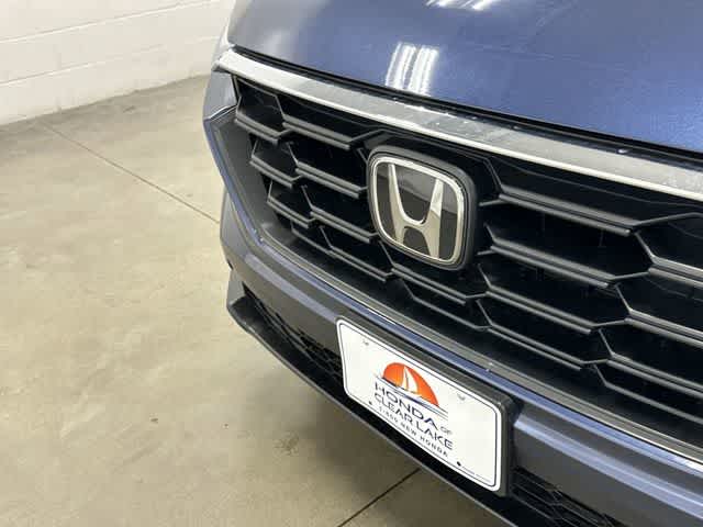 2025 Honda CR-V LX - Photo 30