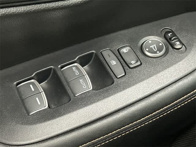 Thumbnail: 2025 Honda HR-V - 18