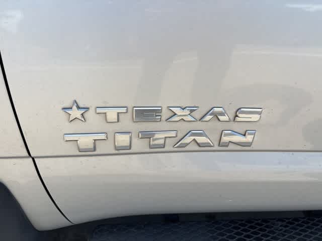Thumbnail: 2017 Nissan Titan - 5