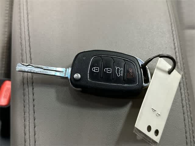 Thumbnail: 2019 Hyundai Tucson - 32