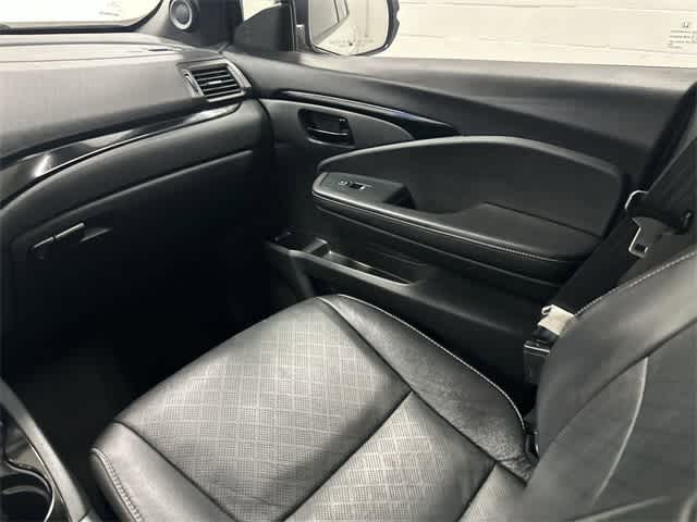 Thumbnail: 2023 Honda Passport - 13