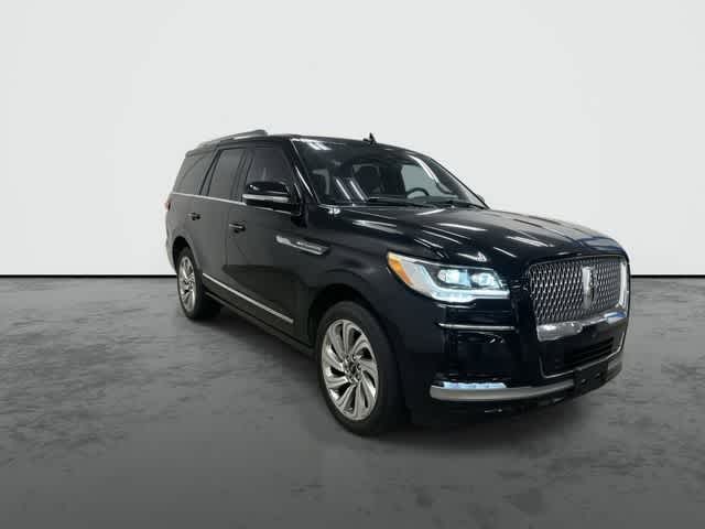 Thumbnail: 2024 Lincoln Navigator - 6