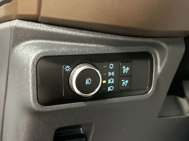 Thumbnail: 2023 Ford Bronco - 19