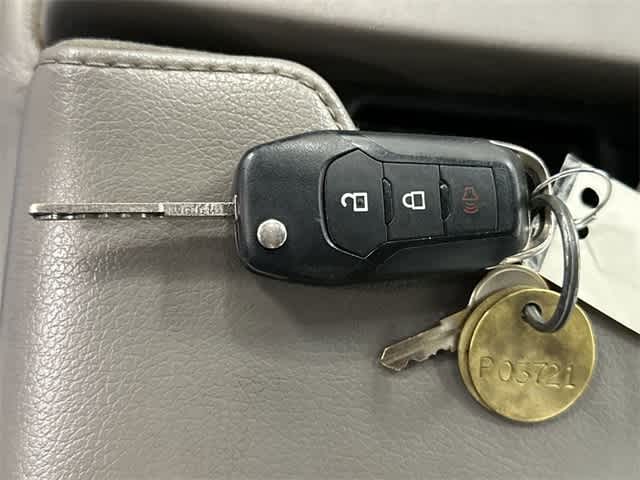 Thumbnail: 2019 Ford F-250 - 32