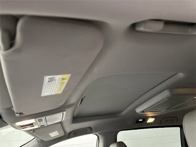 Thumbnail: 2023 Honda Odyssey - 28