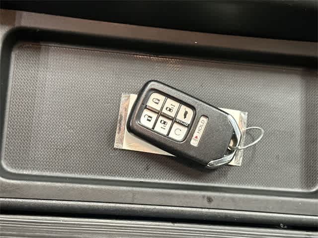 Thumbnail: 2020 Honda Odyssey - 32