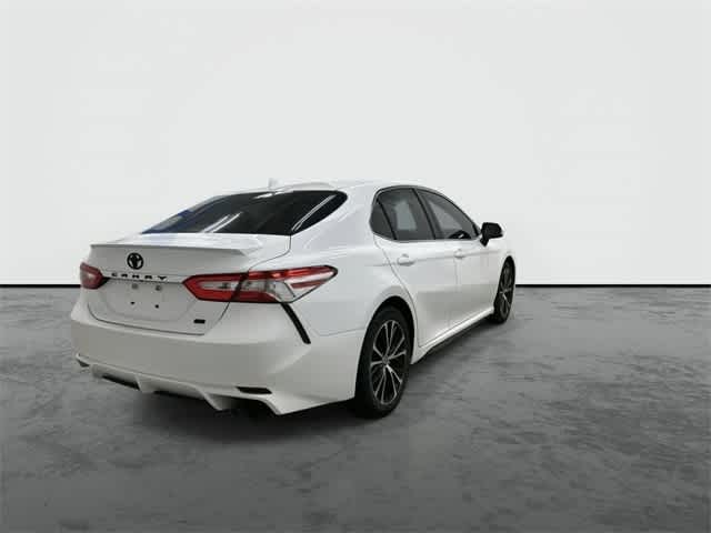 Thumbnail: 2020 Toyota Camry - 3