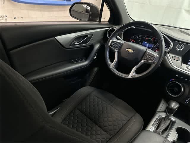 Thumbnail: 2019 Chevrolet Blazer - 12