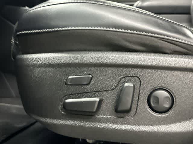 Thumbnail: 2022 Kia Telluride - 27