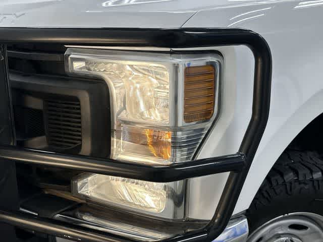 Thumbnail: 2022 Ford F-350 - 30